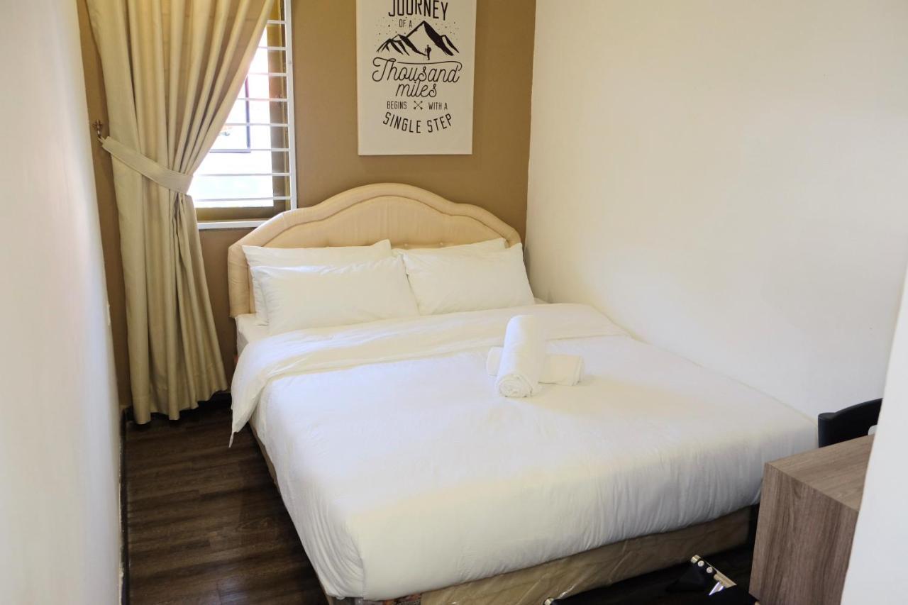 Natol Homestay - London كوشنج المظهر الخارجي الصورة